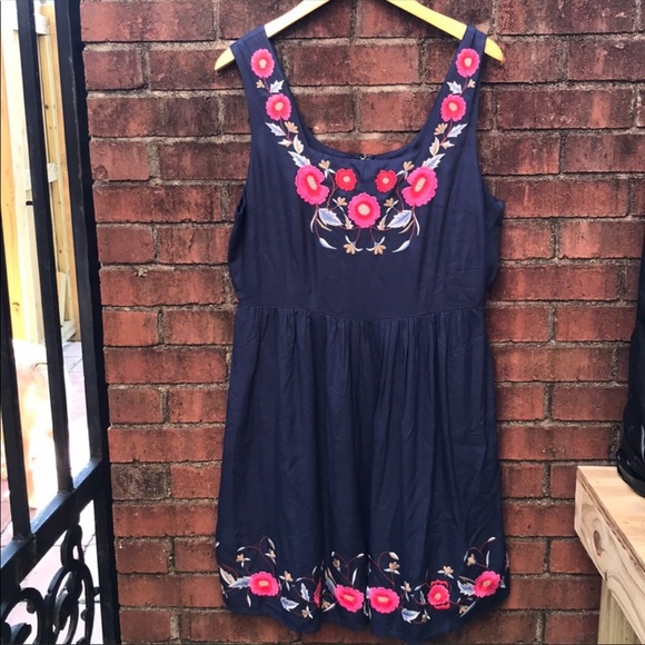 🌸 ModCloth Flower dress - Picture 6 of 8